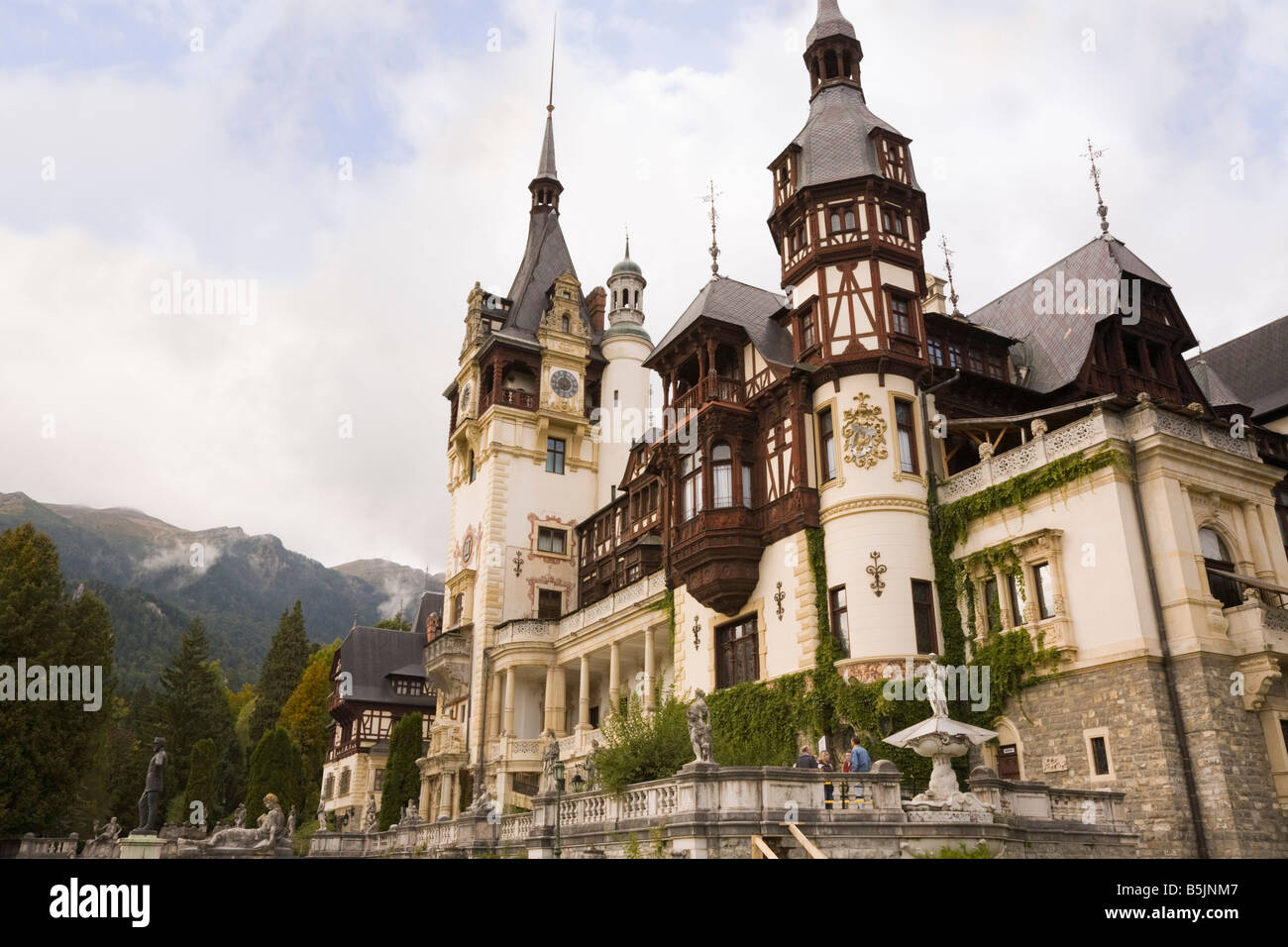 Sinaia Siebenbürgen Rumänien 19. Jahrhundert Schloss Peles im Prahova-Tal in Karpaten Stockfoto