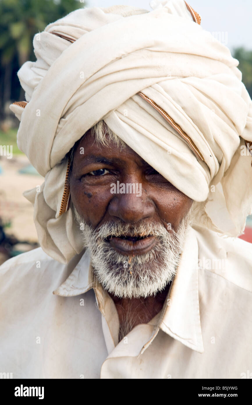 Tsunami-Überlebende einer älteren Fischer in Hai Thalanguda Fischergemeinde Tamil Nadu Stockfoto