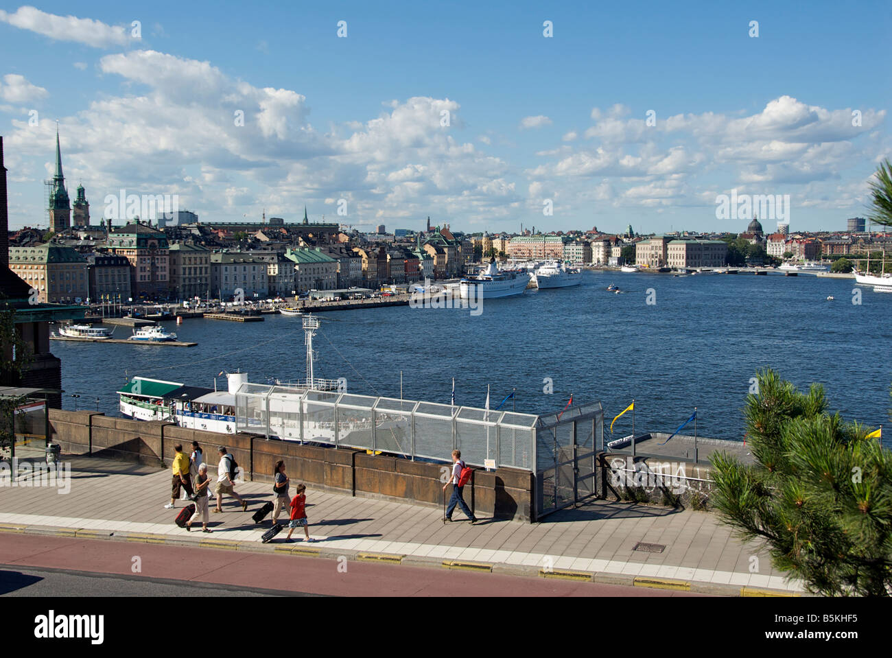 Panoramablick auf Hafen von Stockholm aus Sodermalm Stockholm Schweden Stockfoto