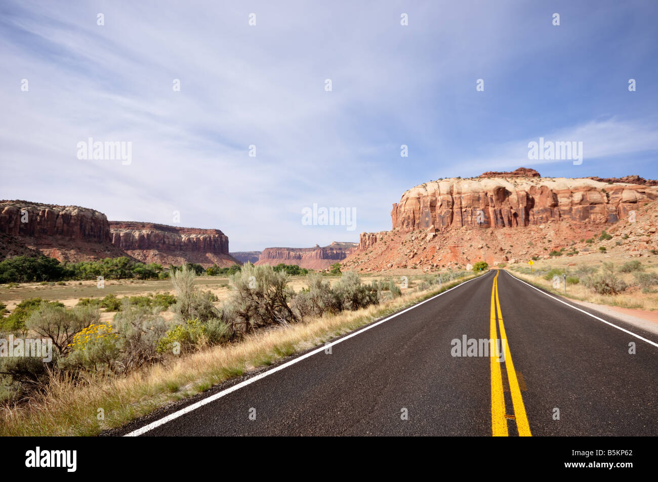Straße in den Nadeln Bezirk des Canyonlands National Park Stockfoto
