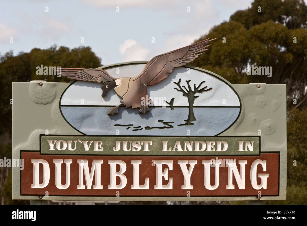das Schild an den Eingang zur Stadt lesen "Sie haben nur in Dumbleyung übergeben" Western Australia September Stockfoto