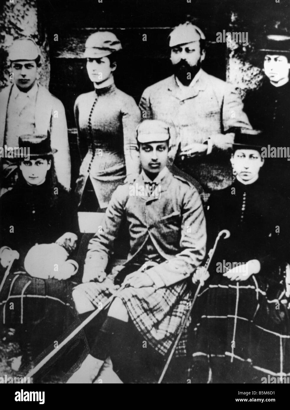Edward VII, 9.11.1841 - 6.5.1910, König von Großbritannien und Irland, 22.1.1901 - 6.5.1910, mit Familie, ca. 1890, Stockfoto