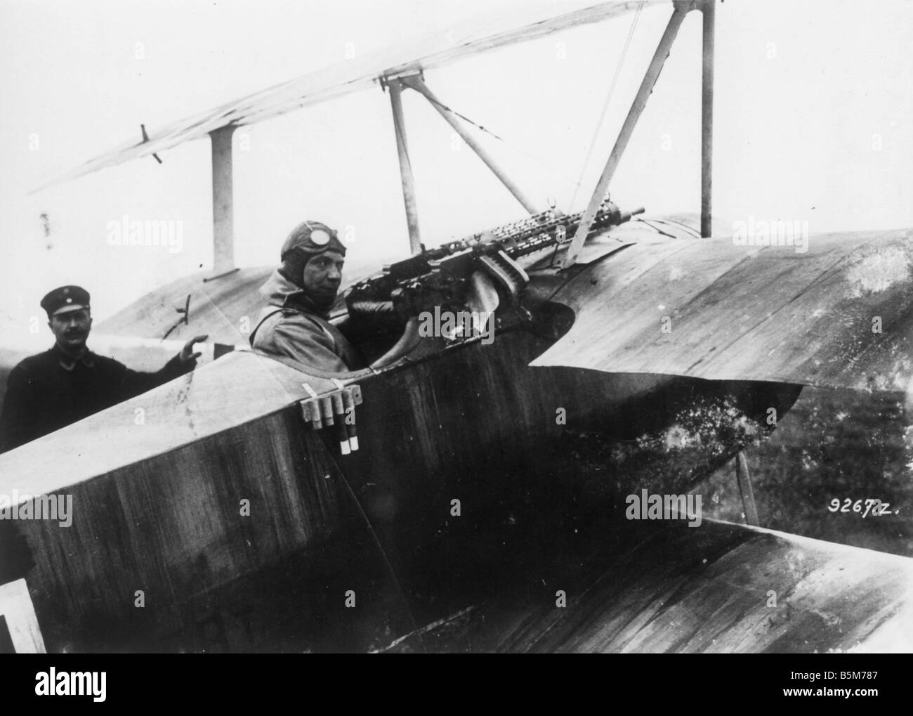 1 G465 F1918 1 E Göring als Pilot im ersten Weltkrieg Foto 1918 Göring Hermann 12 1 1893 Rosenheim 15 10 1946 Selbstmord in Nürnberg Politica Stockfoto
