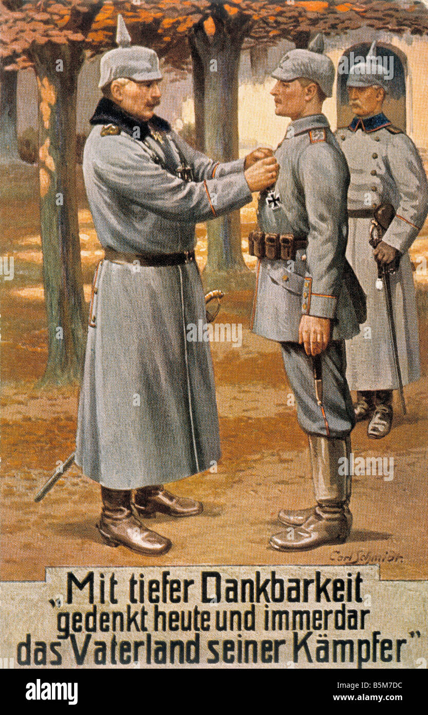 1 W46 E1915 5 Wilhelm II Auszeichnungen Medaille Postkarte 1915 Wilhelm II deutscher Kaiser 1888-1918 1859 1941 Mit tiefen Dankbarkeit ge denk Stockfoto