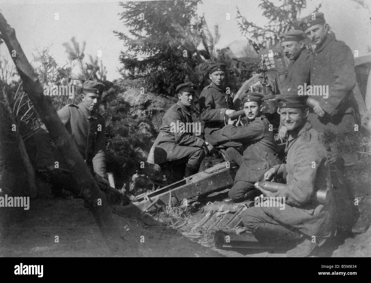 2 G55 A1 1915 19 WWI deutsche Artillerie Stellung Foto Geschichte Erster Weltkrieg 1914-18 deutsche Artillerie Stellung Foto Datum ein Stockfoto