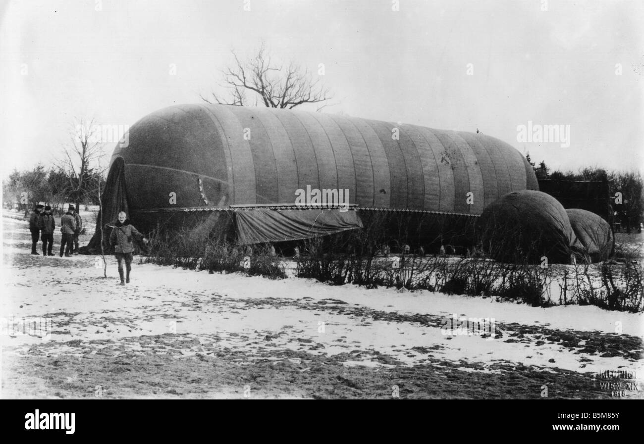 WWI lenkbaren Luftschiff österreichischen Foto Geschichte ersten Weltkrieg Aerial Krieg wendig österreichischen Luftschiff Foto 1915 Stockfoto