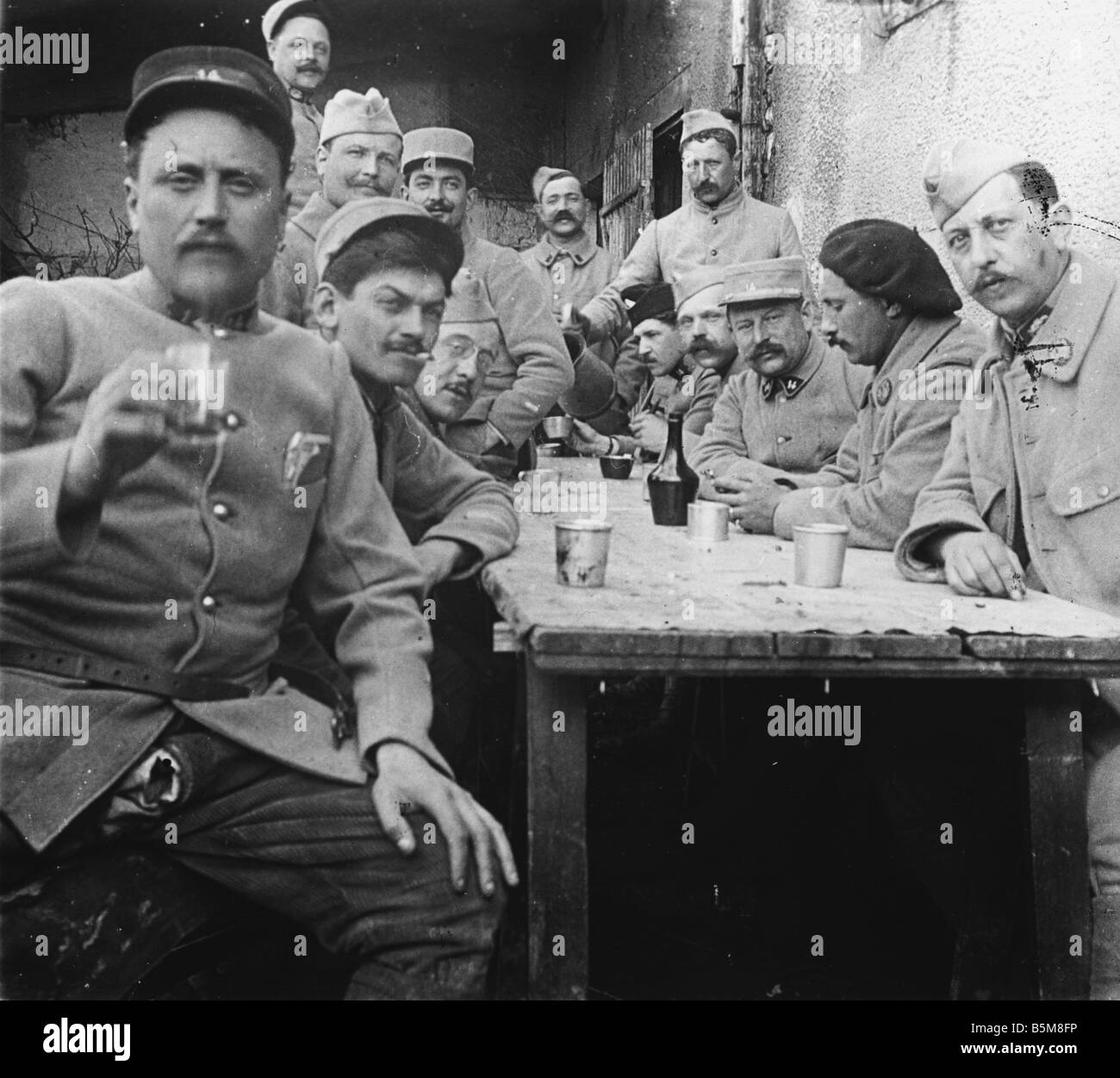2 G55 F1 1917 20 E WW1 französische Soldaten, Offiziere Foto Geschichte Weltkrieg ein Frankreich Soldaten und Offiziere der französischen Armee Phot Stockfoto