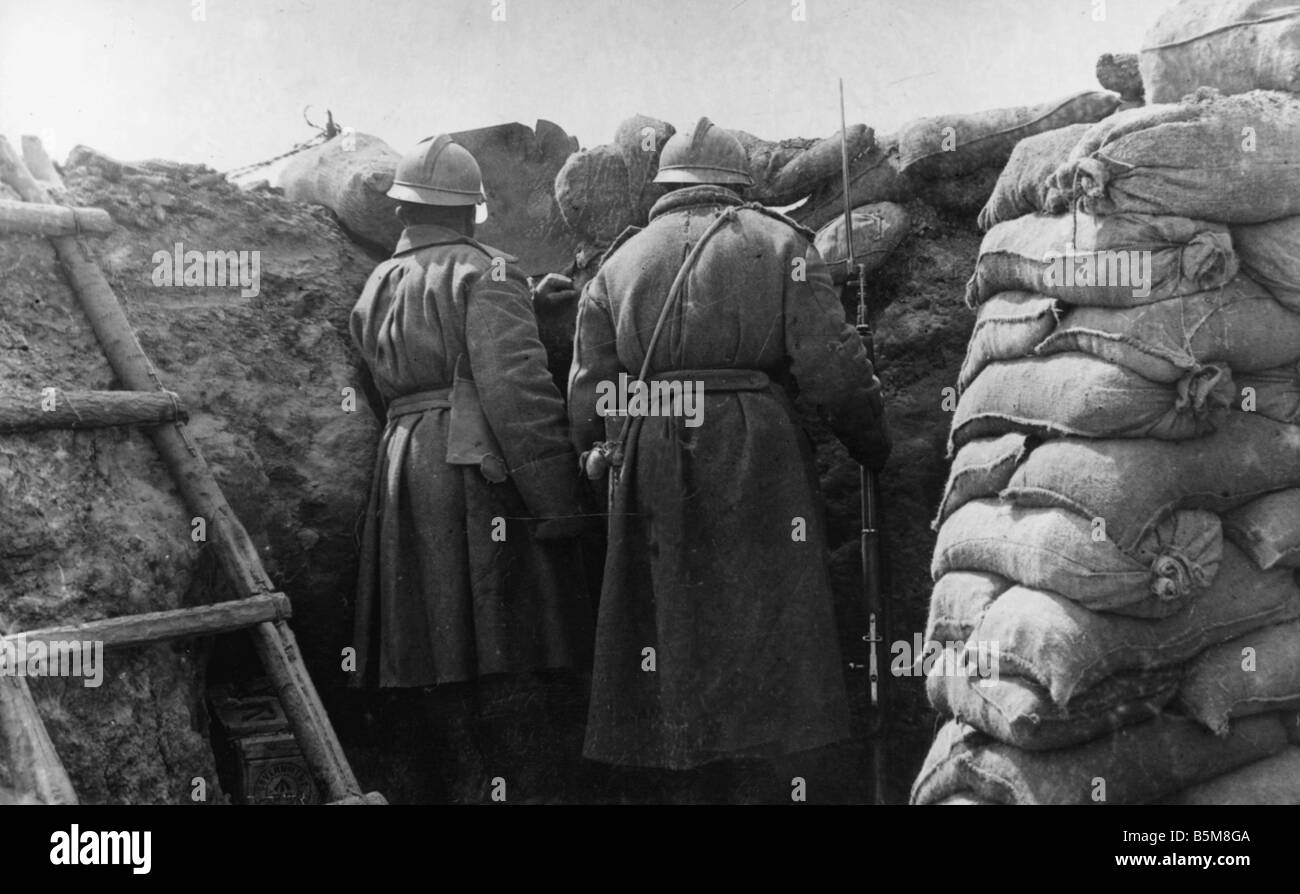 WWI französischen Beobachtungsposten 1917 Geschichte WWI Frankreich französische Soldaten in den Schützengräben Beobachtungsposten Foto 19 9 1917 Stockfoto