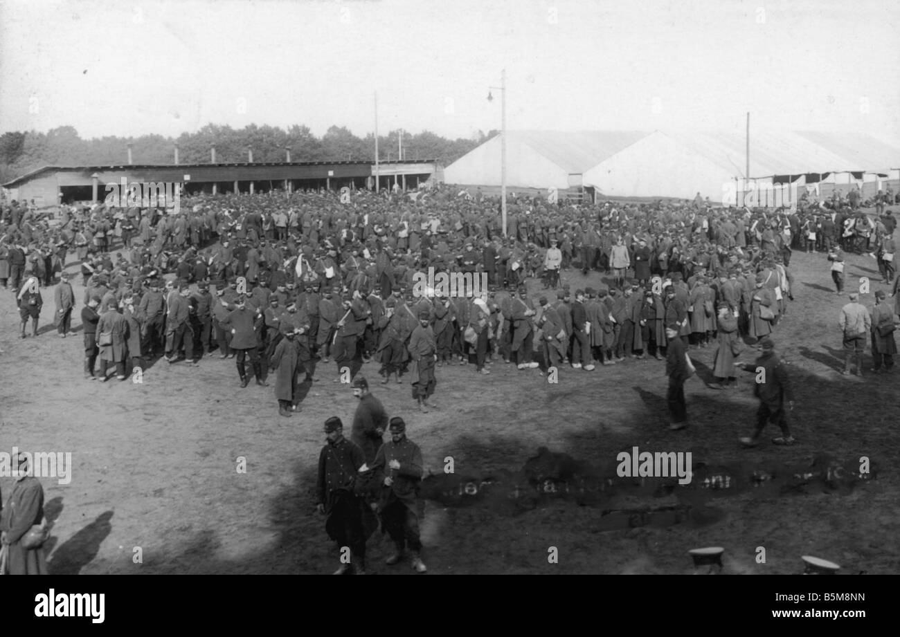 2 G55 K1 1914 2 französische Kriegsgefangene Senne 1914 Geschichte WWI Gefangene des Krieges französische Kriegsgefangene bei der Senne Camp Senner Stockfoto