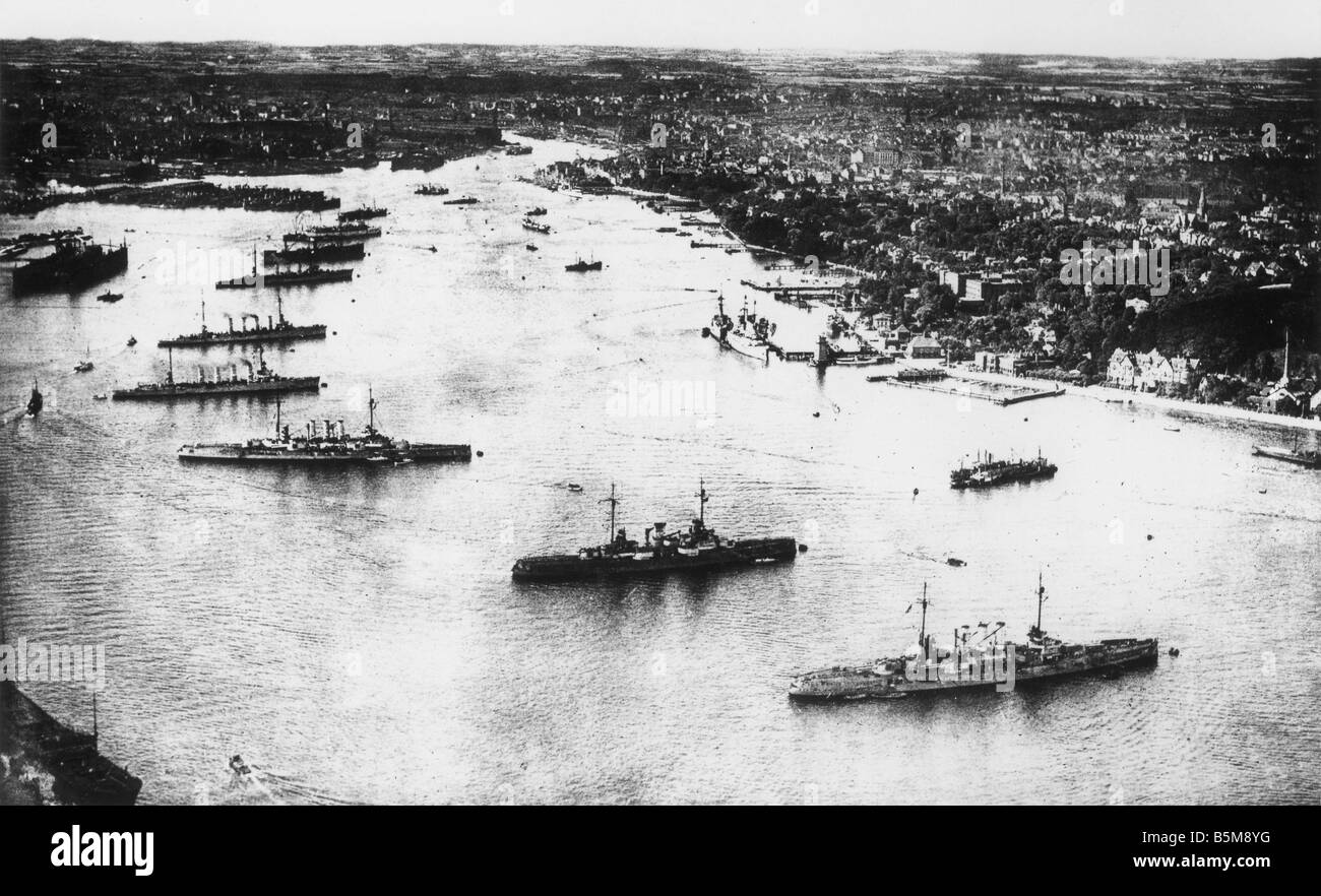 2 G55 M1 1914 10 E Luftbild Kiel Weltkrieg Geschichte Weltkrieg Krieg auf hoher See eine Vogelperspektive-s von den Krieg Hafen Kiel Keim Stockfoto