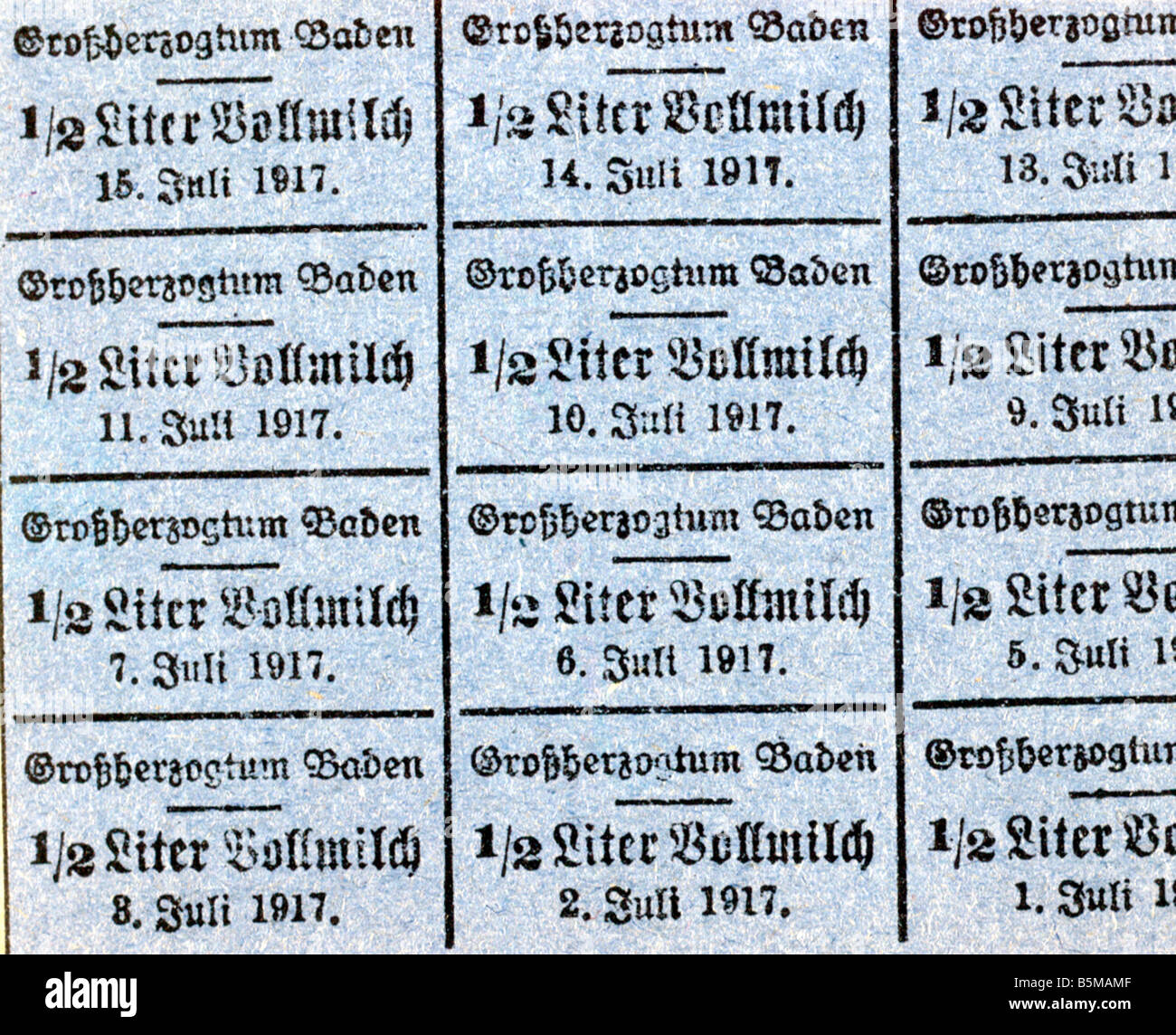 2 G75 L1 1917 6 E Ration Karte Milch WWI Deutschland Geschichte Deutschland Essen Rationierung während ersten Weltkrieges 1914-18 Serie Essen Ratte Stockfoto