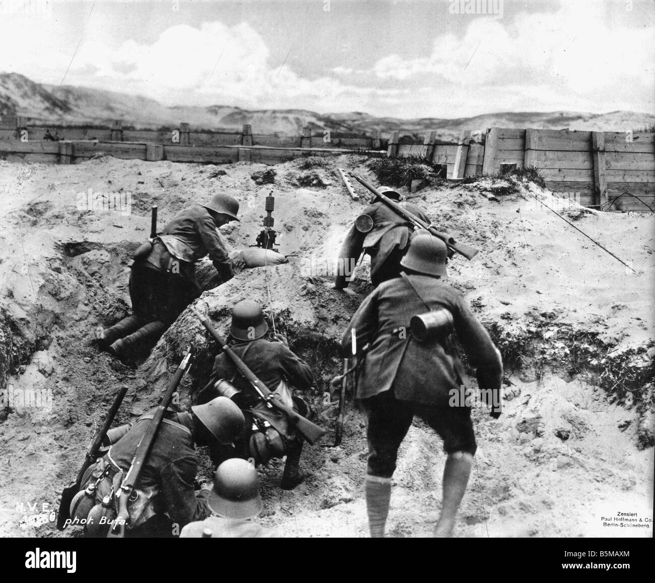 2 M65 M2 1914 4 Mine Werfer in den Dünen Foto militärische Waffen Minen mit dem Marine Corps in Flandern Mine Werfer bei wo Stockfoto