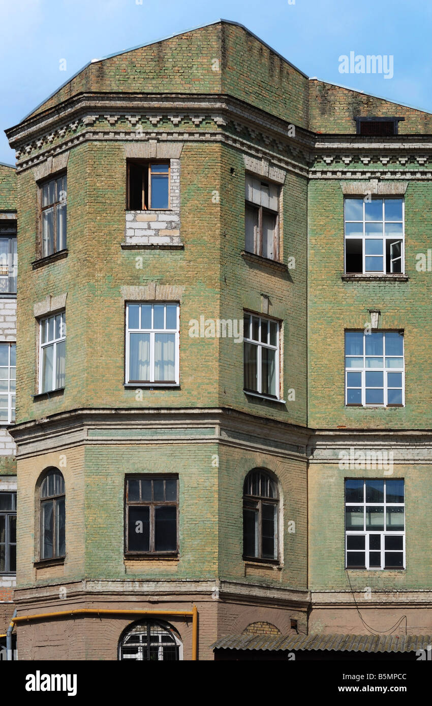 Ungewöhnliche grüne Altbau Stockfoto