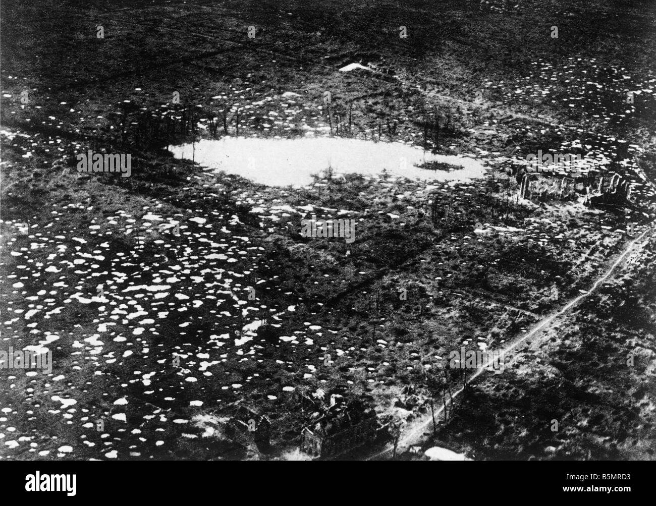 9 1917 10 4 A1 E Zounebeke in Schlacht von Flandern 1917 Erster Weltkrieg 1914-18 1 Western Front Schlacht von Flandern 31. Juli betteln Dec Emb Stockfoto