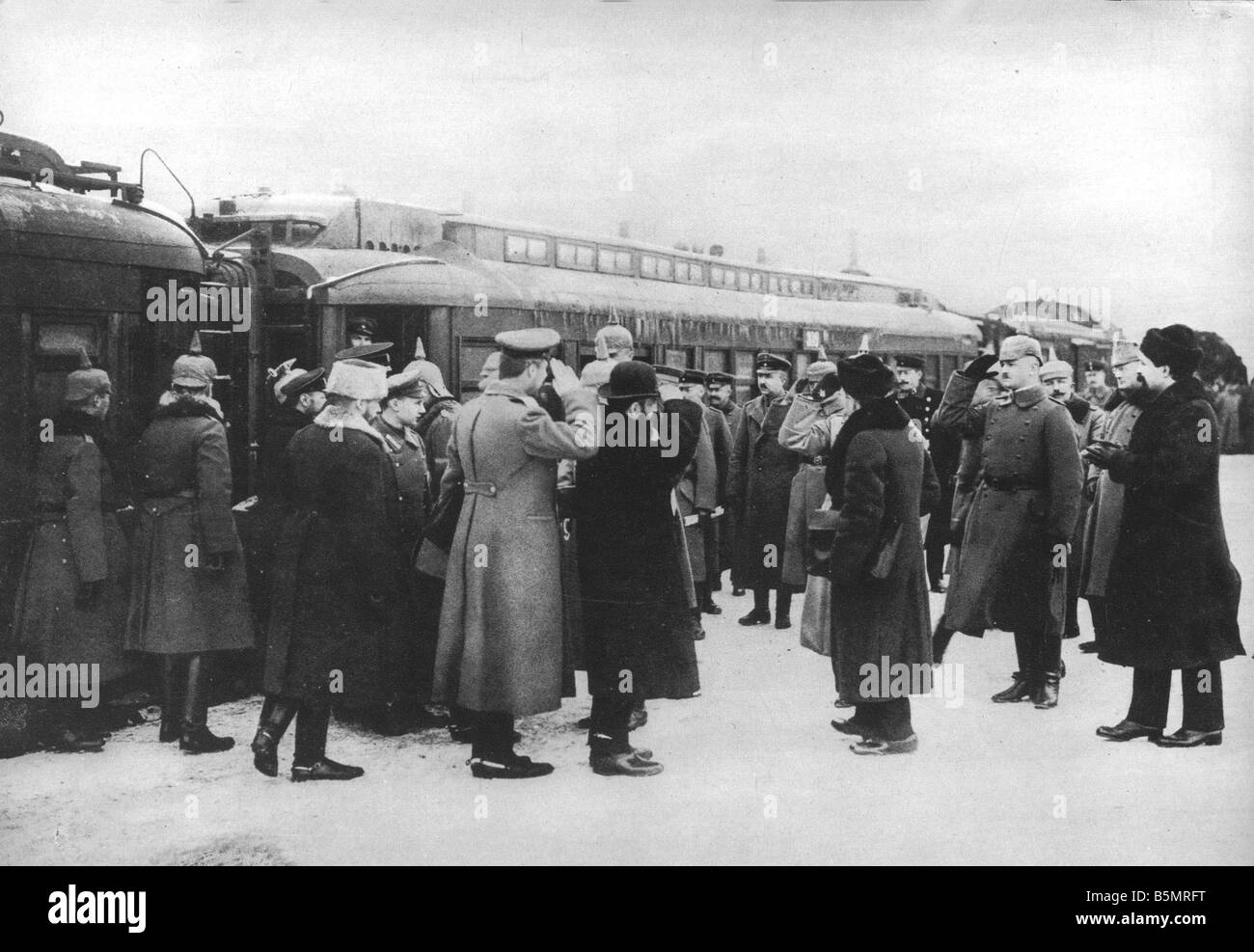 9-1917-12-15 A1 16 Brest Litowsk Ankunft von Russ ab Erster Weltkrieg 1914-18 1 russische deutsche Waffenstillstand von Brest-Litowsk 15. Dez. Stockfoto