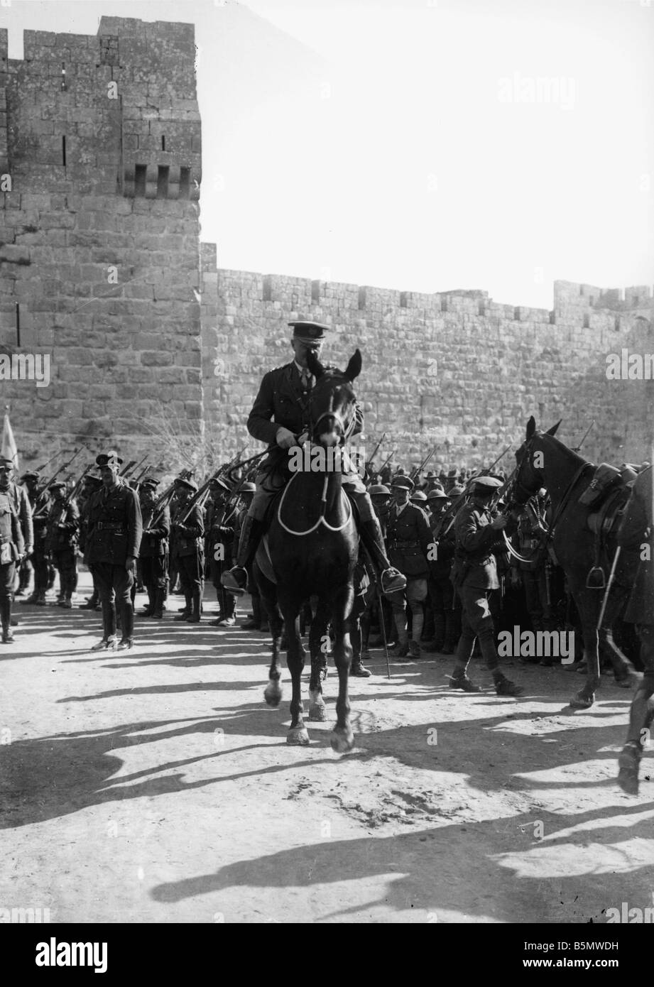 9IS 1917 12 9 A1 1 E WW1 erfassen von Jerusalem durch Großbritannien 1. Weltkrieg türkische britischen Schlachten erfassen von Jerusalem durch britische Tro Stockfoto