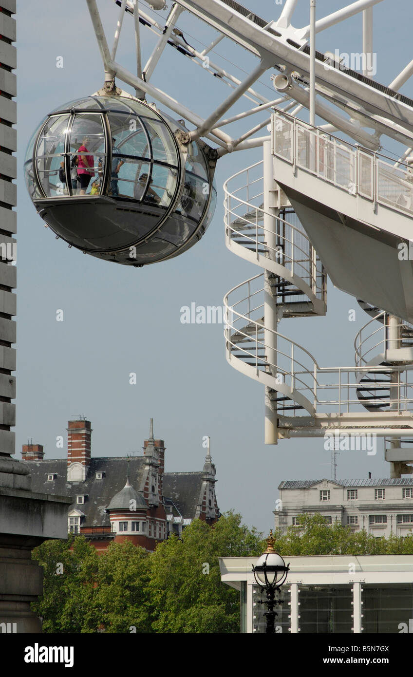 Beobachtung Pod und Spirale Glastreppe des London Eye, South Bank, London, England, Großbritannien, Vereinigtes Königreich, Europa Stockfoto