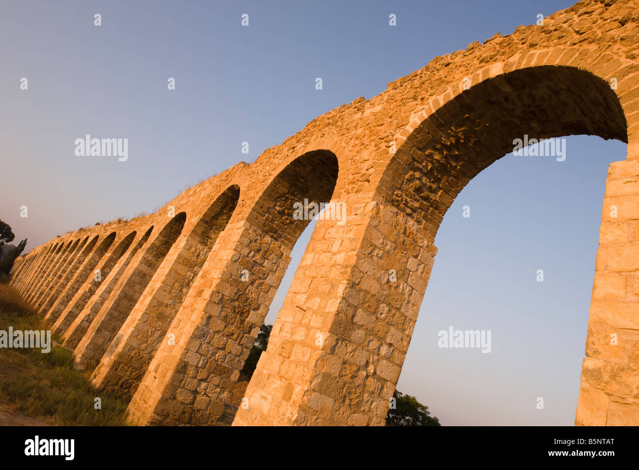 ALTEN OSMANISCHEN TÜRKISCH AQUADUCT LOHAMEI HAGETAOTT KIBBUZ ACCO ISRAEL Stockfoto