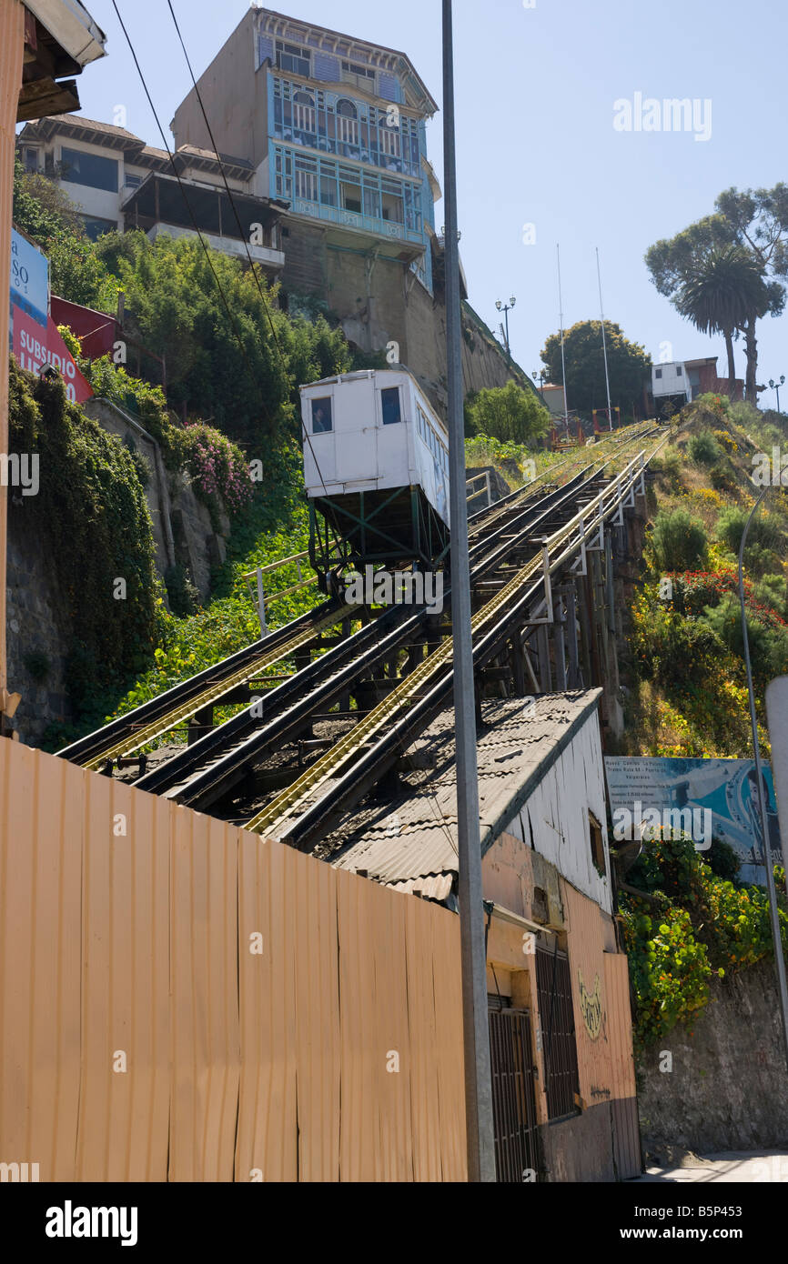 Standseilbahn, ascesorios Cerro Artilleria in Valparaiso Stockfoto