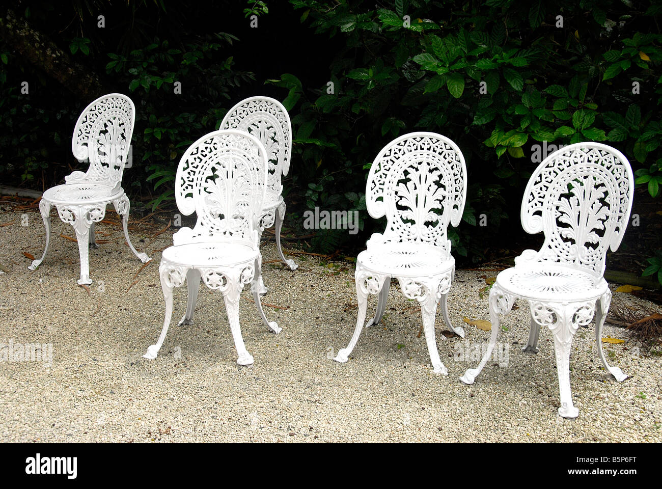 Stuhl ohne Menschen, Stühle, Raffles Hotel, Singapur Stockfoto