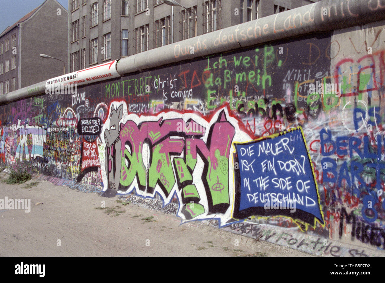 Graffiti an der Berliner Mauer - Checkpoint Charlie im Jahr 1989 Stockfoto