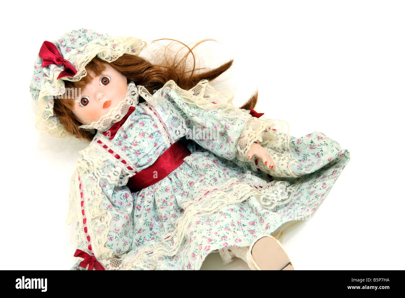 Old fashioned porcelain doll -Fotos und -Bildmaterial in hoher Auflösung –  Alamy