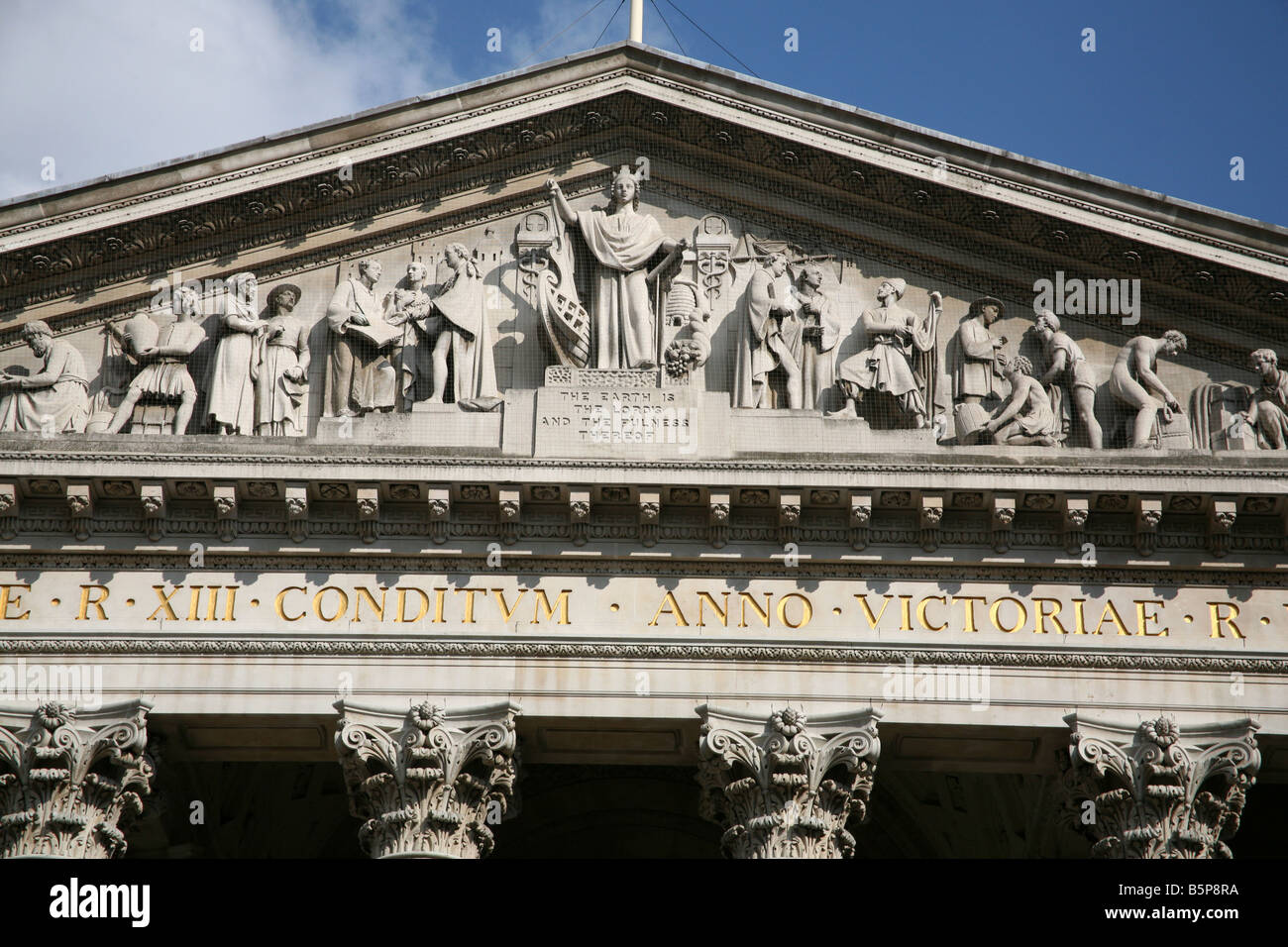 Detail der Royal Exchange in Cornhill, City of London Stockfoto