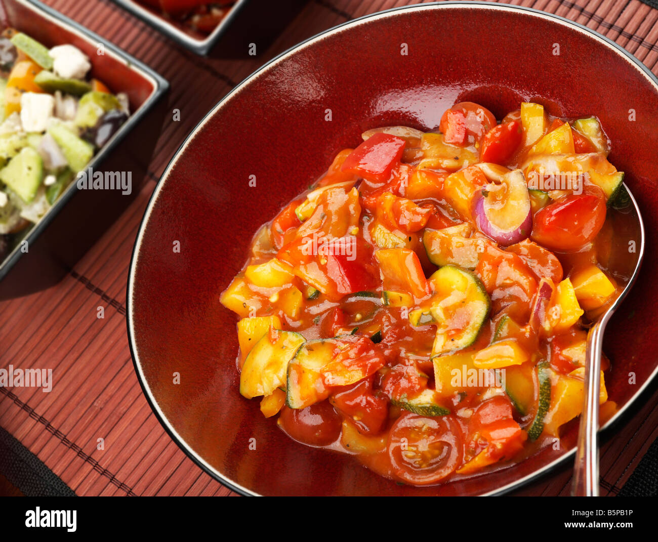Bunter Salat Stockfoto