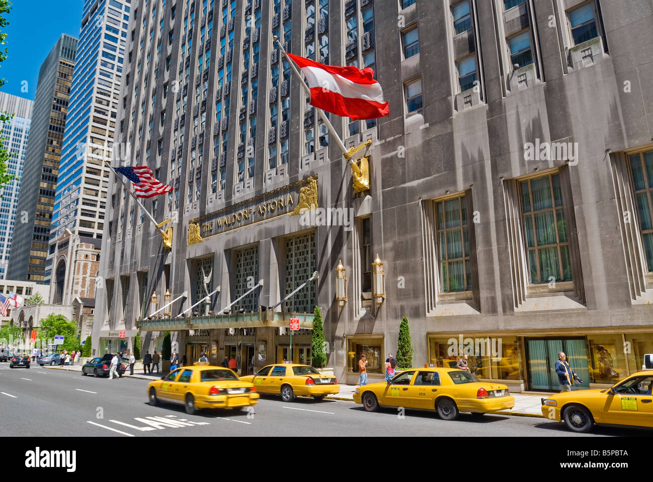 Waldorf Astoria Hotel in der "Park Avenue" in Midtown Manhattan in New York City. Stockfoto