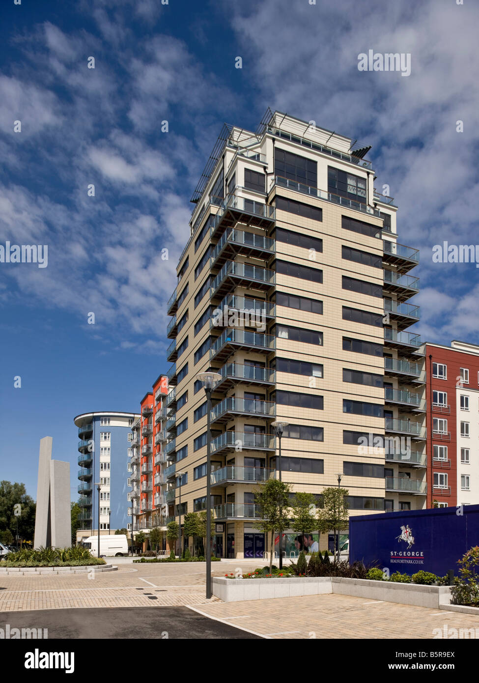 Beaufort Park Apartments im Norden von London auf der alten Seite der RAF Hendon Flugplatz Hendon Stockfoto