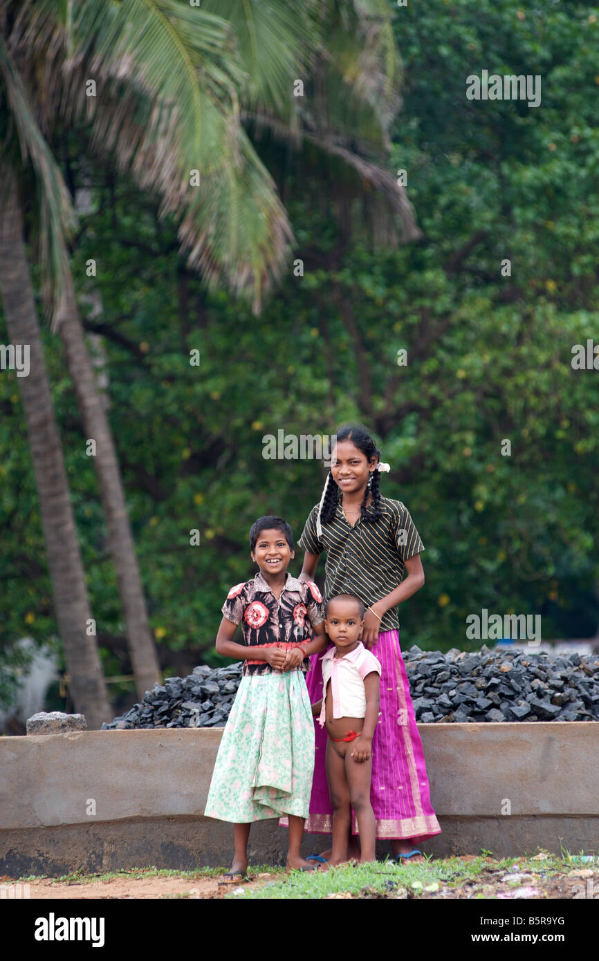 Kinder am Kalapet in der Nähe von Pondicherry in Indien. Stockfoto