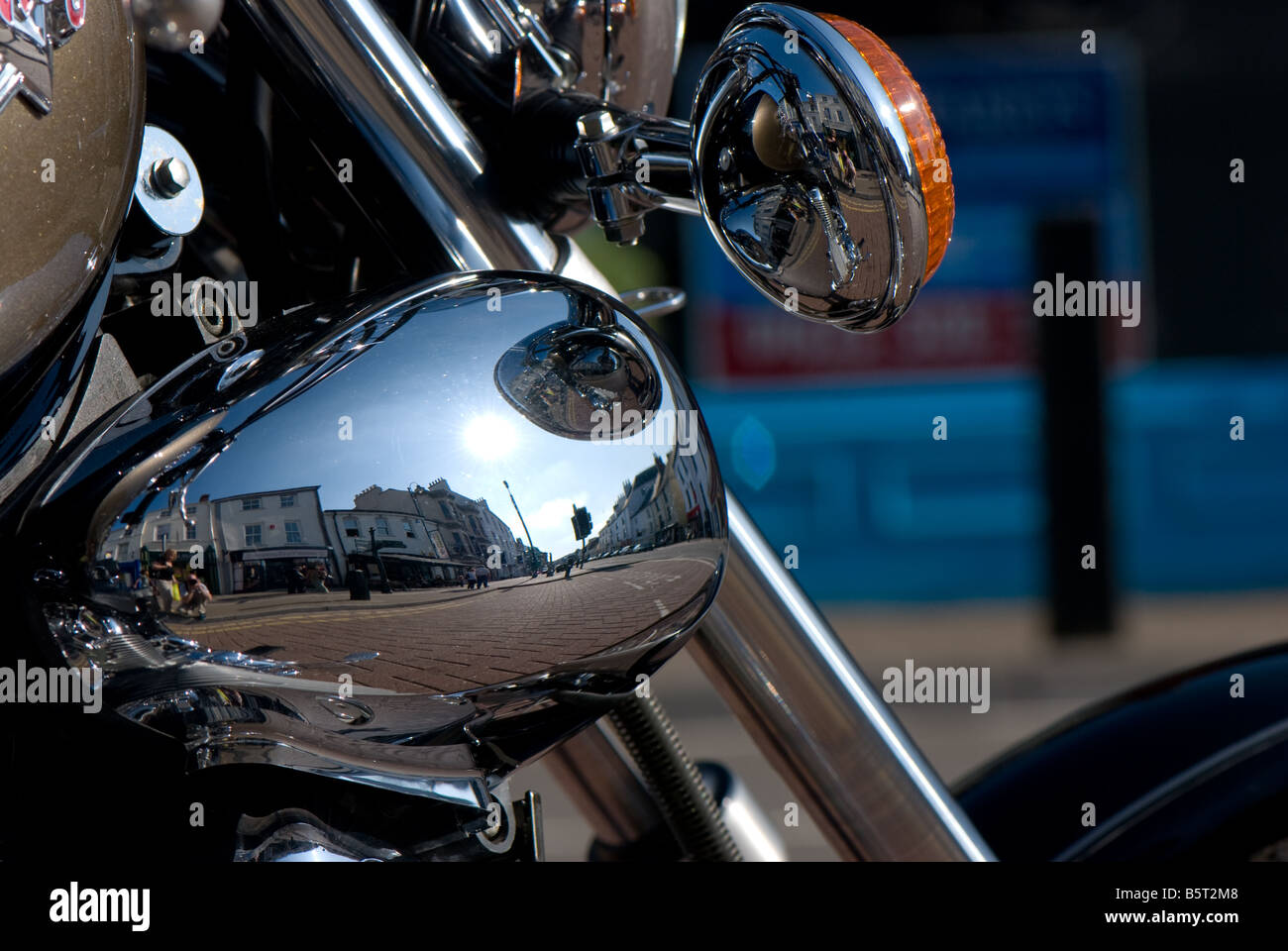 Chrom-Benzintank eines Motorrads Stockfoto