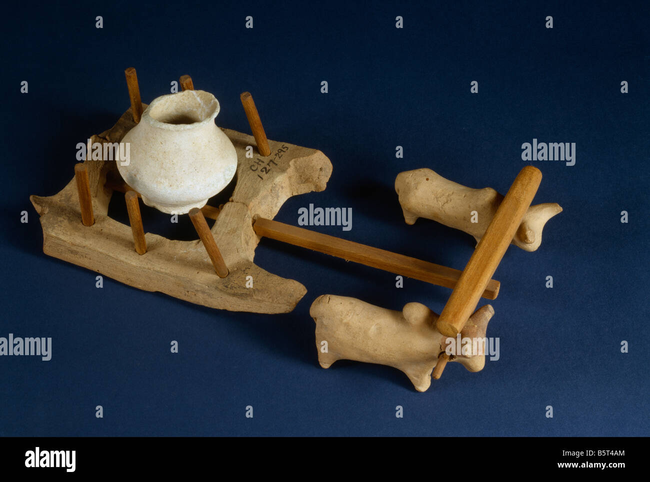 Ochsenkarren. Aus frühen Siedlungen der Indus Senke-Zivilisation. Stockfoto