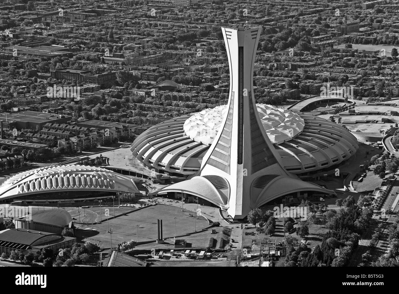 Luftaufnahme über dem Olympiastadion Montreal Quebec Kanada Stockfoto