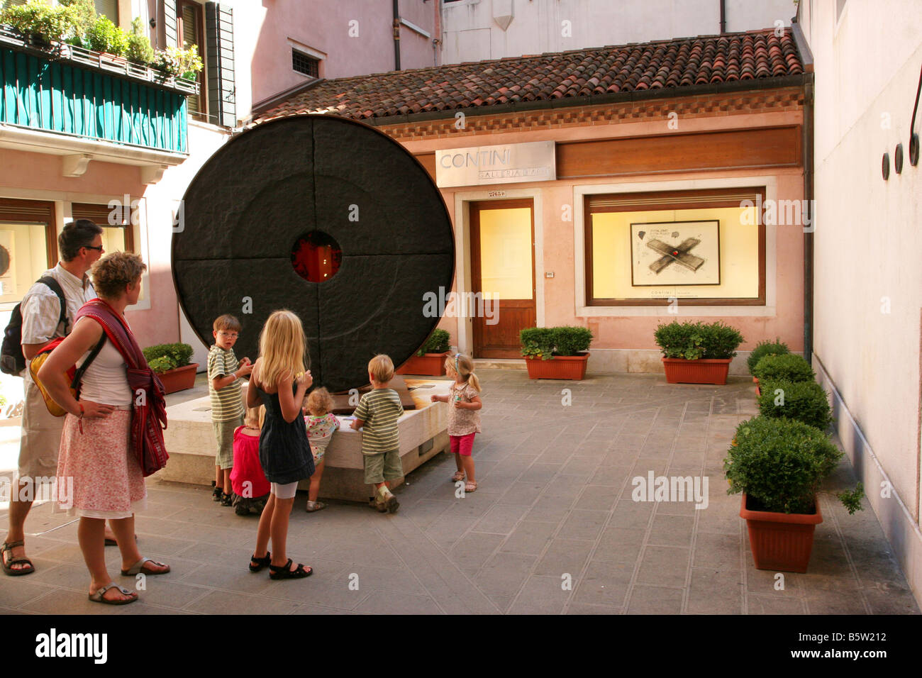 Contini Kunstgalerie Calle del Spezier Sestiere San Marco Venedig Veneto Italien Stockfoto