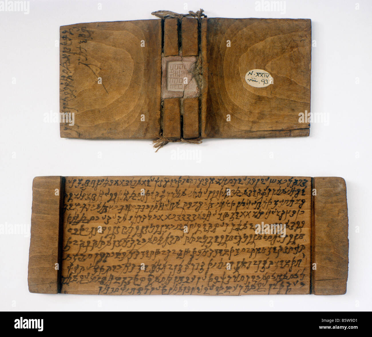 Schreibtafel mit Kharoshthi Inschrift und abgedichteten Deckel. Holz. Niya 3. Jahrhundert. Nationales Museum von Neu-Delhi Indien n xxiv.v Stockfoto