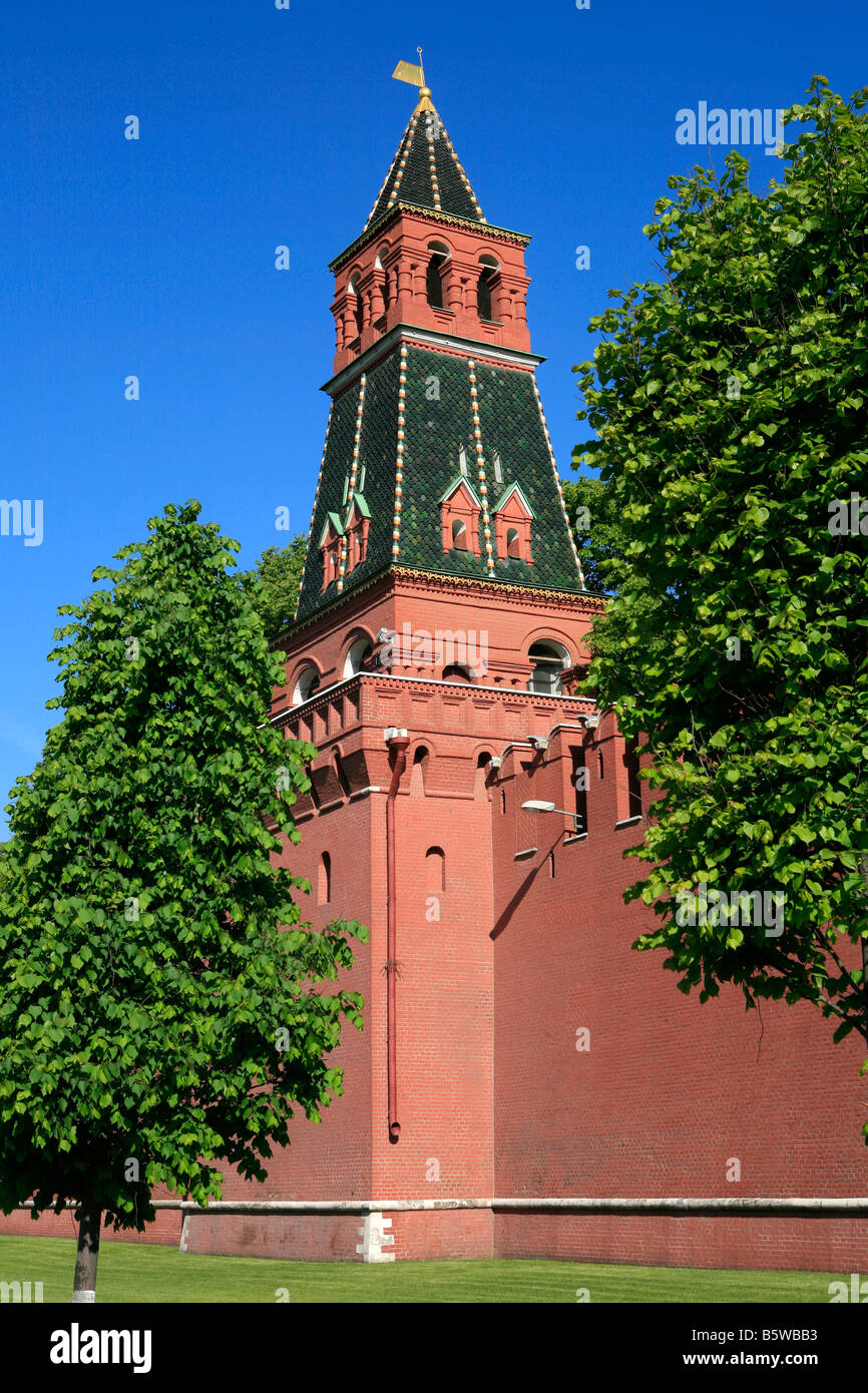 Der zweite namenlosen Turm (um 1450) des Kreml in Moskau, Russland Stockfoto