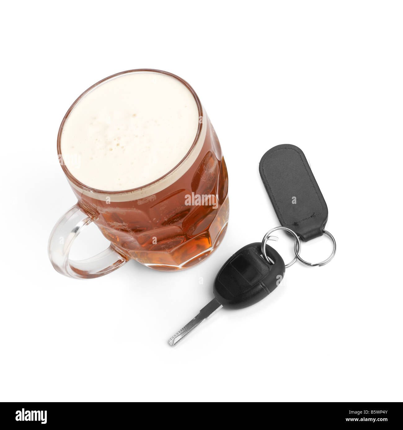 Pint Bier mit Autoschlüssel Stockfoto
