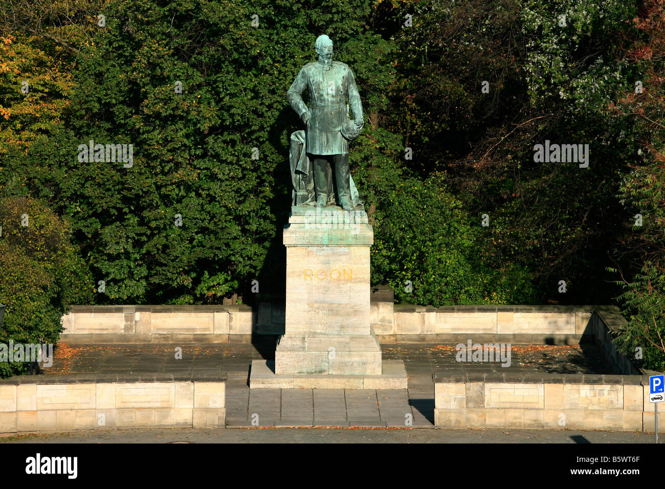 Statue des Preußischen Soldat und Staatsmann Albrecht Theodor Emil Graf von Roon (1803-1879) in Berlin, Deutschland Stockfoto
