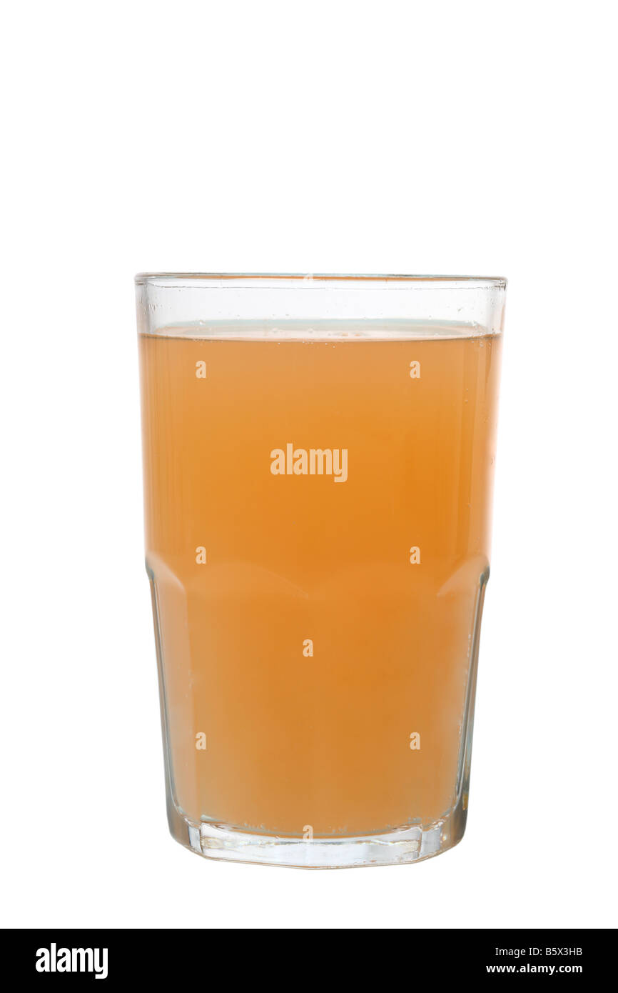 Glas von Grapefruit-Saft-Ausschnitt isoliert auf weißem Hintergrund Stockfoto