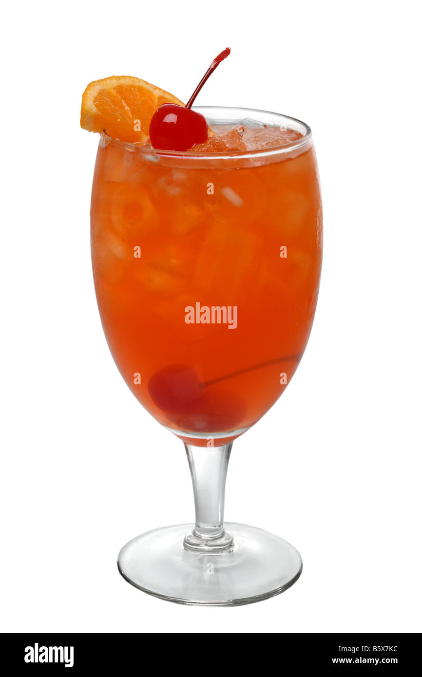Mai Tai cocktail trinken Ausschnitt isoliert auf weißem Hintergrund Stockfoto