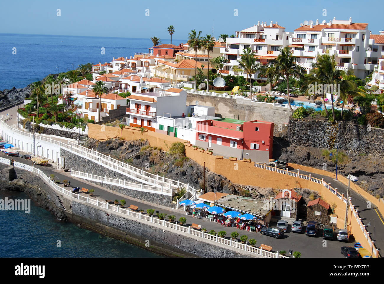 Ferienwohnungen direkt am Meer, Puerto de Santiago, Teneriffa, Kanarische Inseln, Spanien Stockfoto