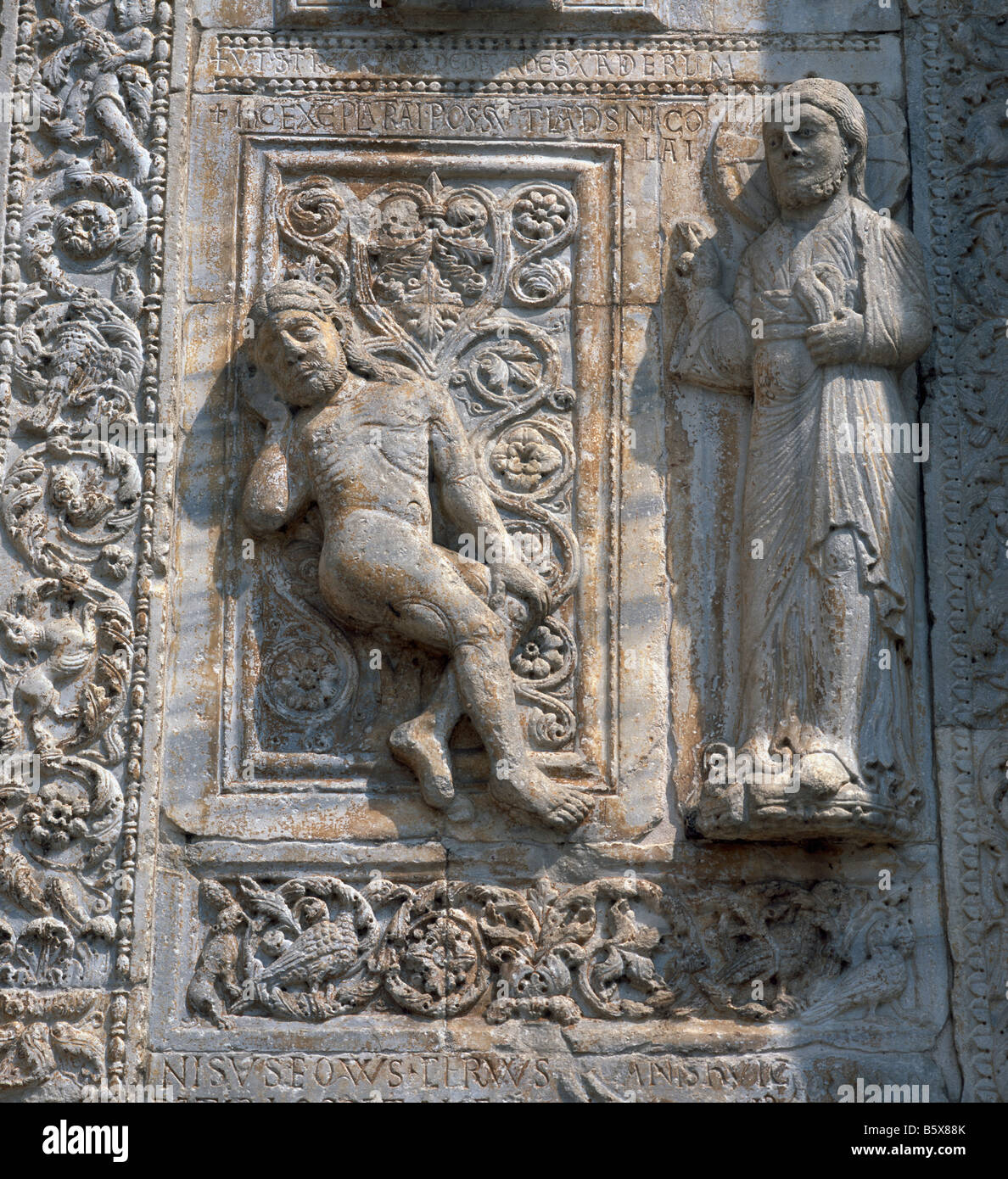Verona, San Zeno Erschaffung Adams Stockfoto