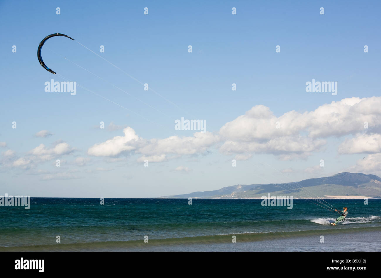 Kitesurfer in Tarifa Spanien Stockfoto