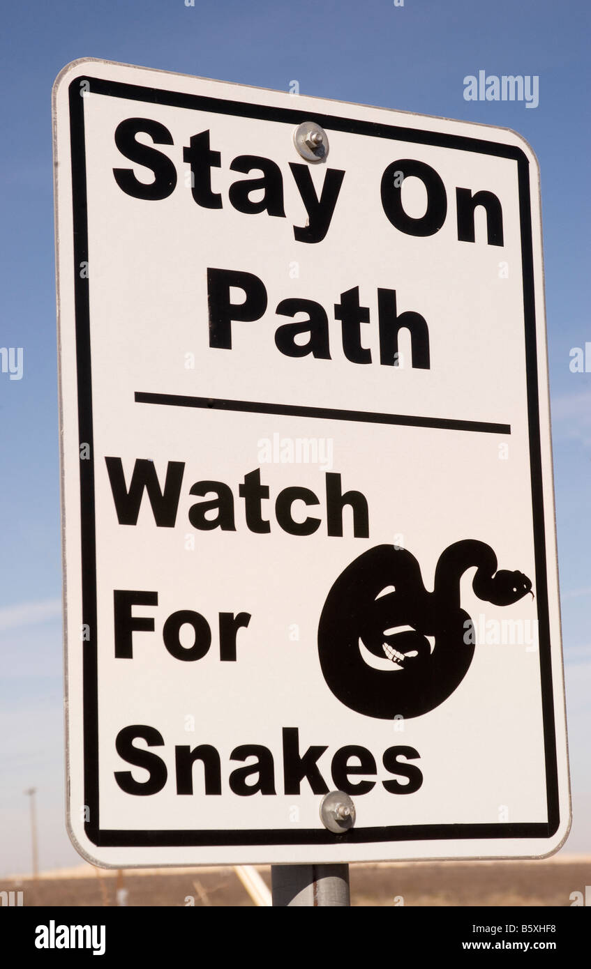 Schlange-Zeichen in Odessa Meteor Crater Texas USA Stockfoto