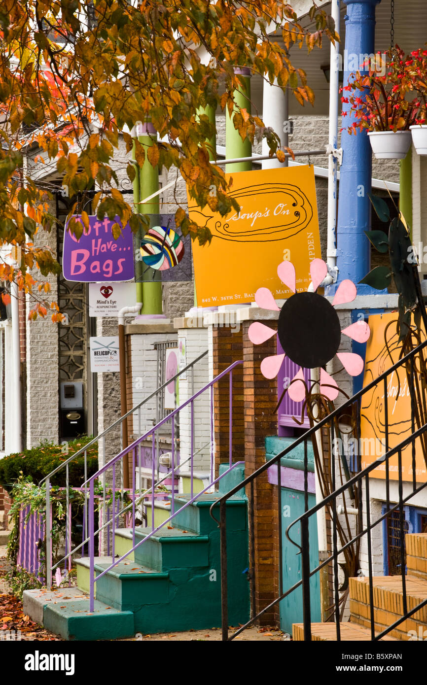 Trendige Retro-Schaufenster Hampden Nachbarschaft Baltimore Maryland Stockfoto