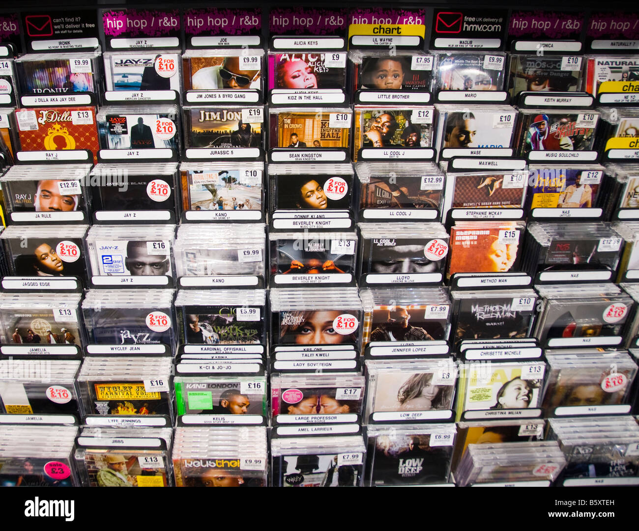 Hip Hop und R und B Musik CD s zum Verkauf im Ladengeschäft Stockfoto