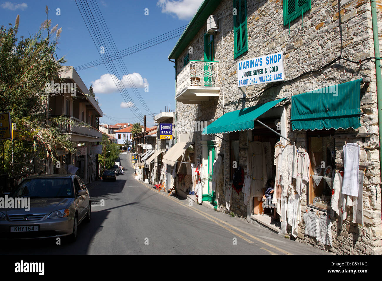 typische Straßenszene im Dorf Lefkara berühmt für Spitze und Silber-Kunsthandwerk-Zypern Stockfoto