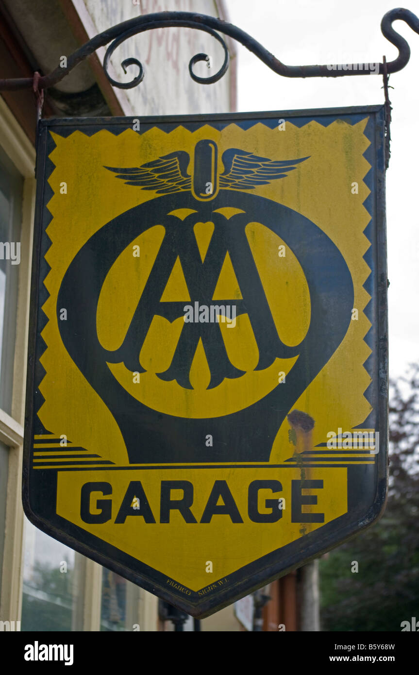 Vintage AA Automobile Association alte Metall Garage Zeichen Stockfoto
