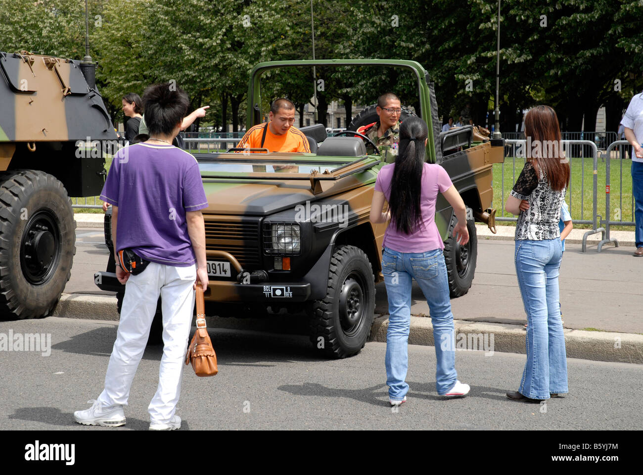 Nachdem die Armee parade 14 Juli Tag der Bastille nationalen Tag Paris Frankreich Rüstung Fahrzeug Stockfoto